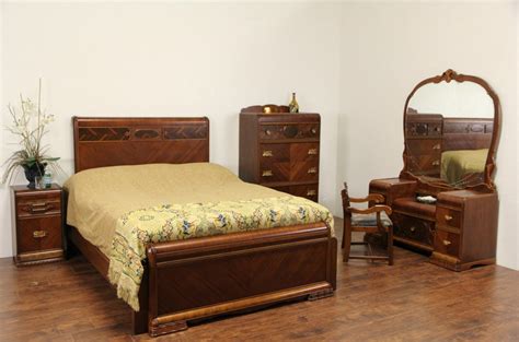 Antique Bedroom Furniture 1940s